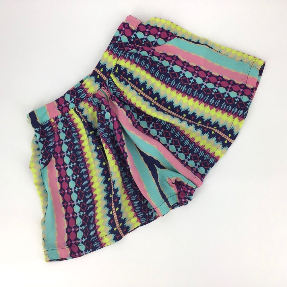 2/$25 Jessica Simpson Girls Striped Shorts, Med. (10/12)